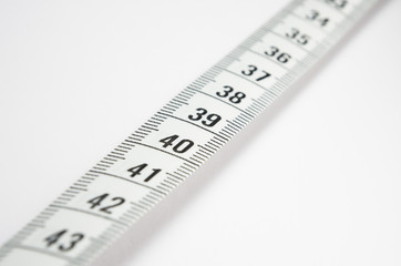 Cinta m&eacute;trica para medir la talla. 