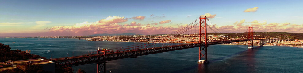 Panele Szklane Podświetlane  Lizbona, most 25 kwietnia