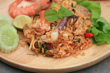 Fried rice with seafood