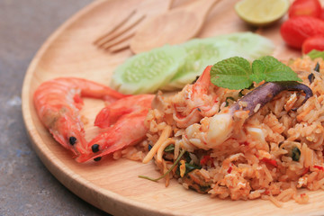 Fried rice with seafood