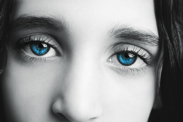 Naklejka premium A beautiful insightful look eye. Close up shot