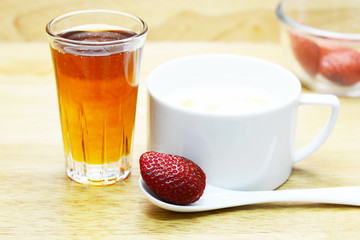 honey and yogurt for healthy