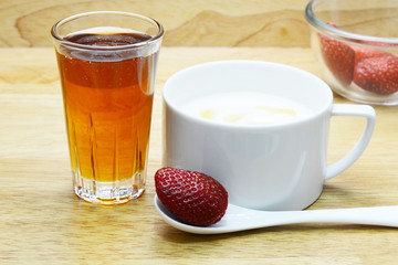 honey and yogurt for healthy