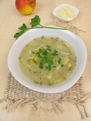 Meerrettich-Apfel-Suppe