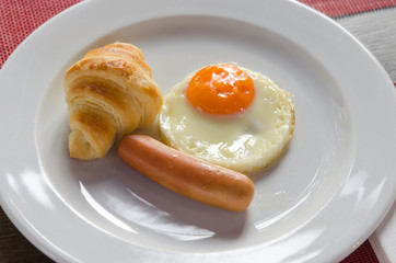 Bread, eggs, sausage