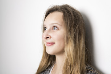 Naklejka premium Studio shot of teenage girl