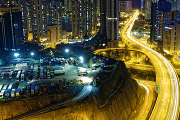 Obraz na płótnie Canvas busy traffic night in finance urban