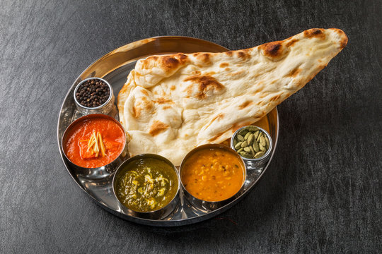 インドカレーとナン　 Indian curry& naan