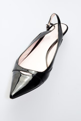 Eleganter Damenschuh mit hohem Absatz