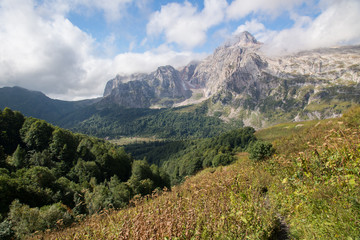 Naklejka premium Majestic mountain landscapes of the Caucasian reserve