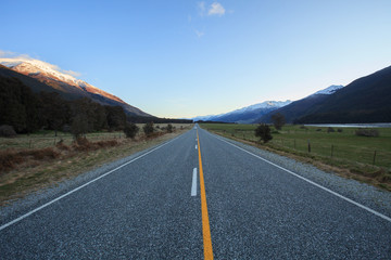 beautiful scenic of asphalt highways of mount aspiring national