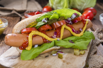 Hot Dog with fresh vegetables