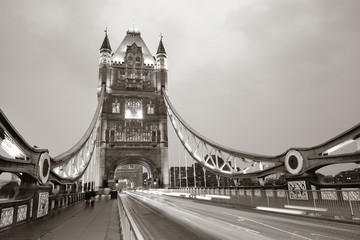 Fototapeta na wymiar Tower Bridge in black and white