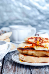 Whole pumpkin pie with tea 