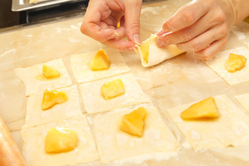 Baking sweet cakes process