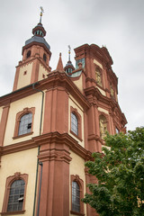 Obraz premium Kirche St. Peter und Paul in Würzburg, Unterfranken, Deutschland