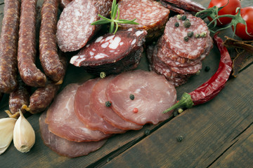 Smoked sausage with rosemary and peppercorns