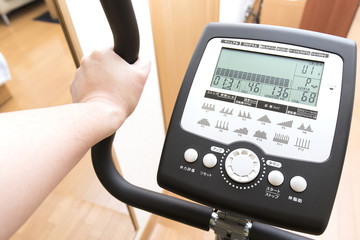 フィットネスバイク