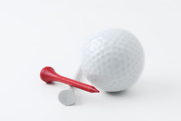golf ball and tee