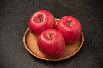 無農薬栽培の日本　青森産のりんご Apple of organic farming Japan Aomori
