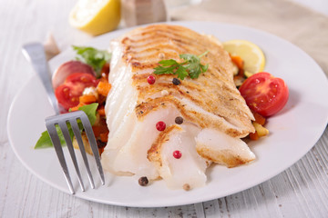fish fillet and vegetable