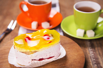 cake with tea