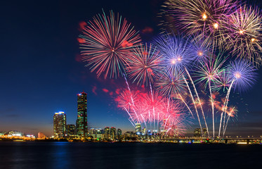 Fototapeta premium Colorful fireworks and Seoul City at Night , South Korea.