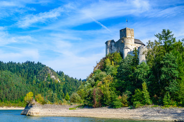 Niedzica Castle - Dunajec Castle -  in the Pieniny mountains on a bright summer day / Poland 