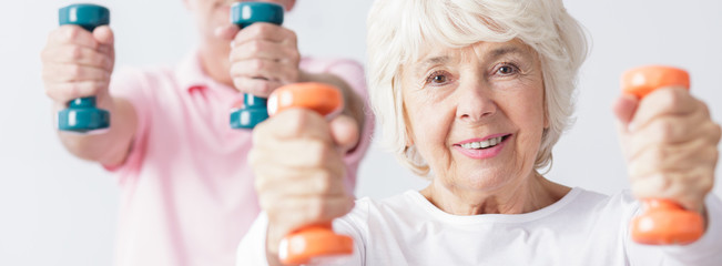 Fototapeta Seniors are active and healthy obraz