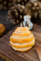 Pear baked in pastry