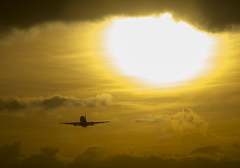Italia,Aereo in decollo.
