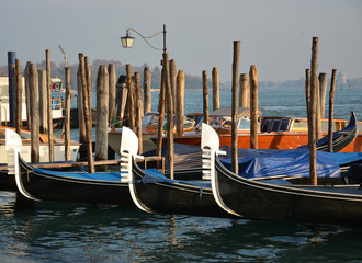 Fototapeta na wymiar gondolas, Venice