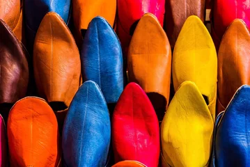 Foto op Canvas diverse marokkaanse leren schoenen © shantihesse