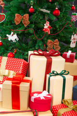 Gifts under the xmas tree