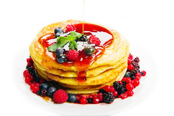 pancakes with berry and syrup