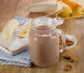 Healtthy Chocolate banana smoothie