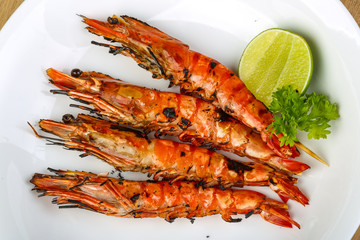 Grilled king prawns