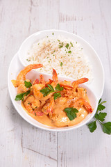 shrimp cooked with coconut milk and curry