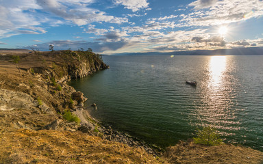 The Lake Baikal. Mountains, Islands and waves. Russia.Озеро Байкал. Горы, острова и волны. Россия.