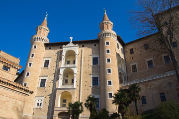 Fototapeta na wymiar Palazzo ducale di Urbino nelle marche