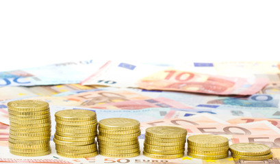 Münzen und Geldscheine, Geld sparen