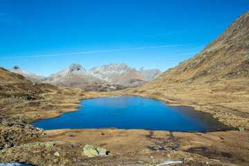 Urlaun See mit d&uuml;nner Eisschicht 1