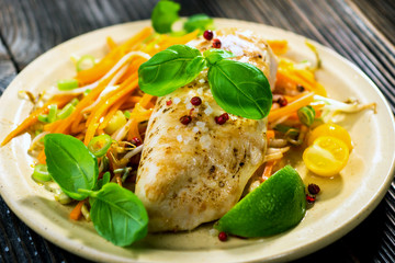 Roasted chicken breast with vegetable, basil and lime
