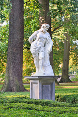 Obraz premium Sculpture of Hercules in Valkenberg Park, Breda, The Netherlands.