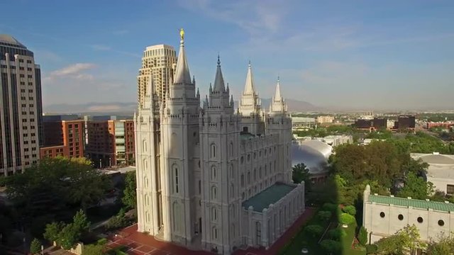 Aerial Utah Salt Lake City
Aerial video of downtown Salt Lake city during the day.