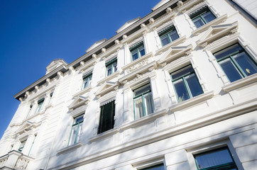 Obraz premium sanierter Altbau in Deutschland