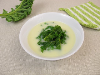 Grünkohl in Senfsahne Sauce