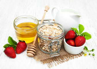 Muesli with strawberries