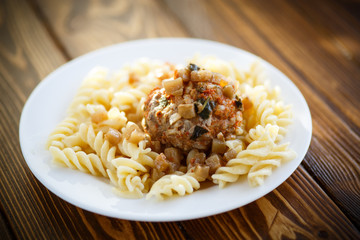 meatballs with sauce and noodles