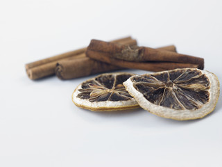 dried lemon slice and cinnamon
